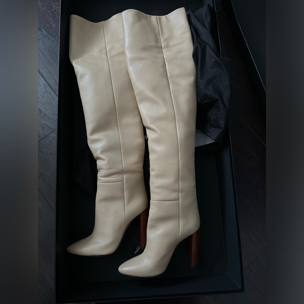 Authentic Saint Laurent Crème boots. - Picture 6 of 9